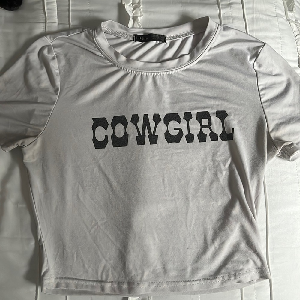 “COWGIRL” t-shirt!